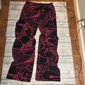Frank Lyman Design Black and Pink Graphic Pants